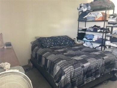 Apt 2
