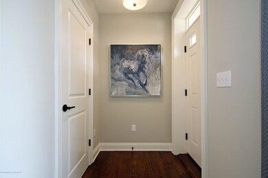 FOYER WITH CLOSET