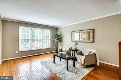 9389 Breamore Ct, Laurel, MD 20723 - photo 6