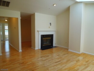 168 Potomac Dr Condo unit 168, Bernards Twp., NJ 07920 - photo 3