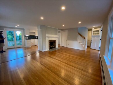 90 Seymour St, Warren, RI 02885 - photo 3