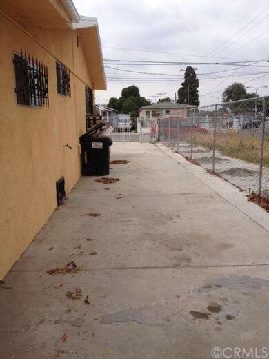 2254 E 122nd St, Compton, CA 90222 - photo 7