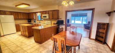 4-208 Beachcomber Ln, Lanark, IL 61046 - photo 6