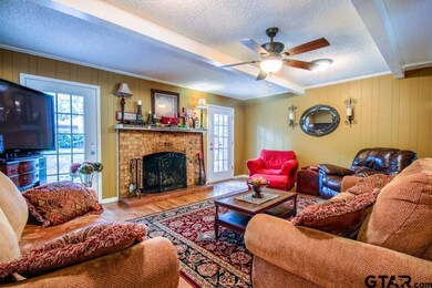 1213 1213 Kingsbury, Tyler, TX 75701 - photo 4