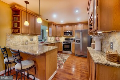 2472 Hillendale Dr, Norristown, PA 19403 - photo 5