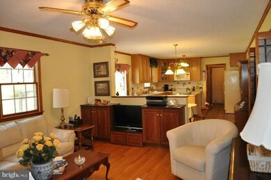 2035 Hunting Farms Ln, Huntingtown, MD 20639 - photo 7