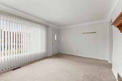 24716 Ross St, Dearborn, MI 48124 - photo 7