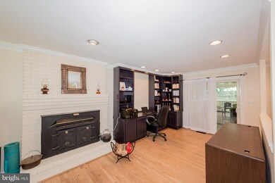 1508 Springlake Way N, Sykesville, MD 21784 - photo 5