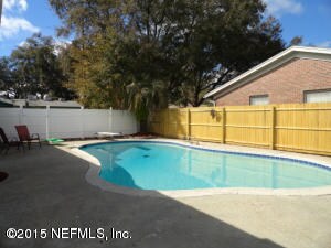 5015 Dian Wood Dr E, Jacksonville, FL 32210 - photo 6