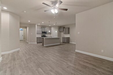 555 Smart Strike Trail, Granbury, TX 76049 - photo 7