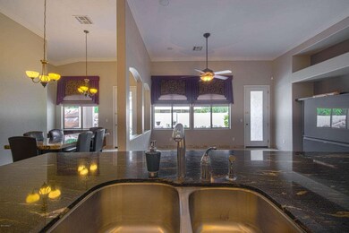 Kitchen_2