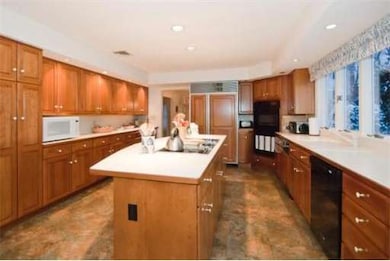 25 Solomon Pierce Rd, Lexington, MA 02420 - photo 5