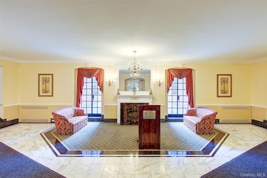 76-35 113th St unit 6C, Forest Hills, NY 11375 - photo 2