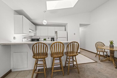 10-web-or-mls-35-ashumet-rd-8c