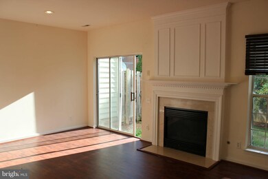 1161 Cypress Tree Place, Herndon, VA 20170 - photo 5