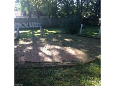 2306 24th St NE, Canton, OH 44705 - photo 6