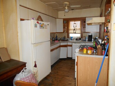 2215 Jethro Ave, Zion, IL 60099 - photo 5