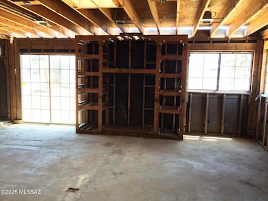 4220 E 27th St, Tucson, AZ 85711 - photo 5
