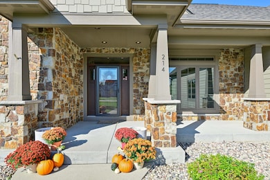 214 Cypress Point, North Prairie, WI 53153 - photo 4