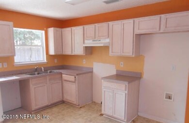 7799 Mordecai Ct, Jacksonville, FL 32210 - photo 3