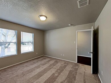 8101 Winding Stream Ln, Denton, TX 76210 - photo 6