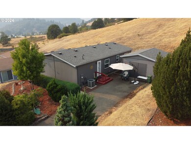 289 SE Cordelia Dr, Myrtle Creek, OR 97457 - photo 5