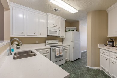 11015 Cottontop Ct, Houston, TX 77086 - photo 4