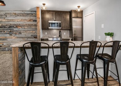 Pitkin-Crk-7N-MLS_03