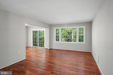 7013 Wren Ln, Lanham, MD 20706 - photo 5