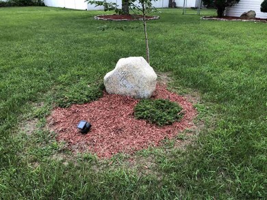 8 Woodard St, Glens Falls, NY 12801 - photo 2