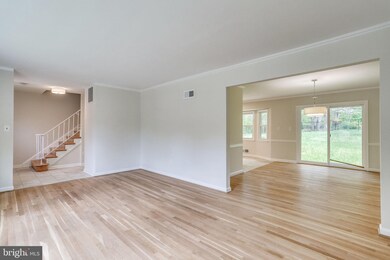 358 Scott Dr, Silver Spring, MD 20904 - photo 3