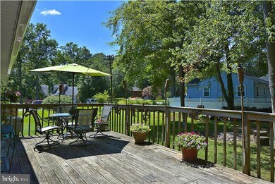 330 Edgemere Dr, Annapolis, MD 21403 - photo 2