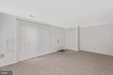 9411 Chadburn Place, Montgomery Village, MD 20886 - photo 7