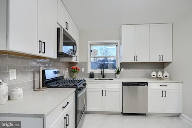 3612 Coronado Rd, Windsor Mill, MD 21244 - photo 2