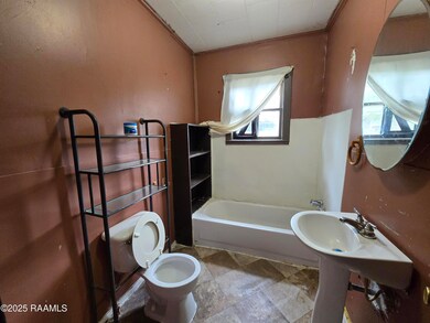 1302 Walton St, New Iberia, LA 70560 - photo 4