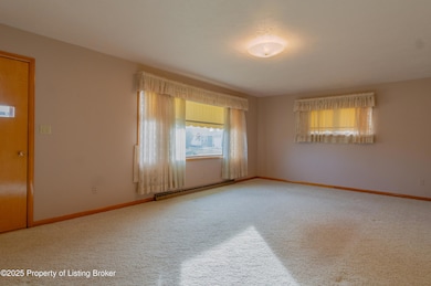 1368 1st St S, Dickinson, ND 58601 - photo 5