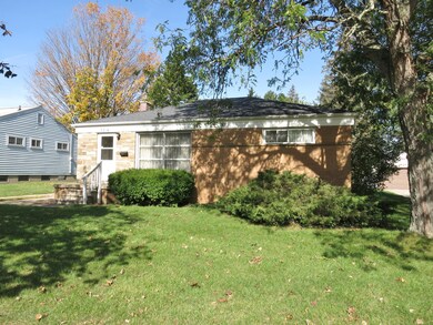 3216 Timber Dr, Lansing, MI 48917 - photo 4