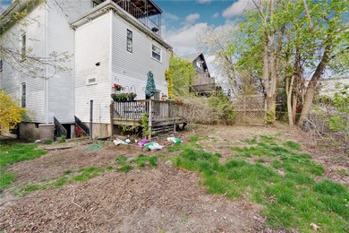 22 Roblen Dr, Pawtucket, RI 02860 - photo 3