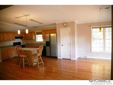 Open Kitchen/Island