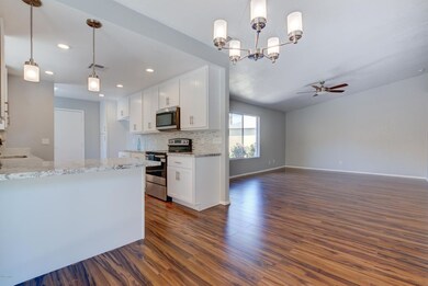 1905 N Illinois St-Great Room