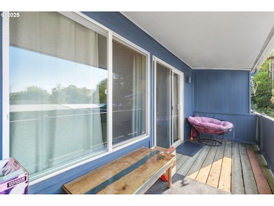 10090 SW Beaverton Hillsdale Hwy unit 13, Beaverton, OR 97005 - photo 7