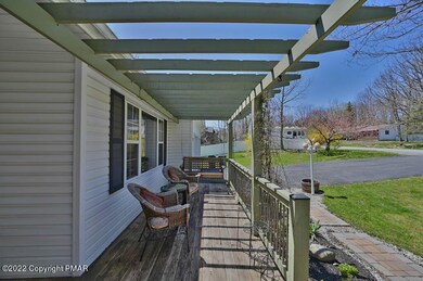 22 Cobblewood Dr unit M10, Mount Pocono, PA 18344 - photo 3