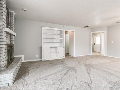 1308 NE 22nd St, Moore, OK 73160 - photo 4