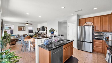 11733 W Maui Ln, El Mirage, AZ 85335 - photo 7