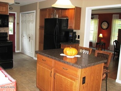 79 Woodlyn Acres Rd, Hawley, PA 18428 - photo 6