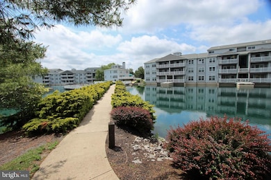 500 Waters Edge Dr unit 61, Newark, DE 19702 - photo 4