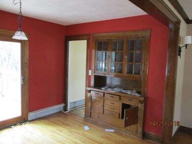 576 Chandler St, Worcester, MA 01602 - photo 4