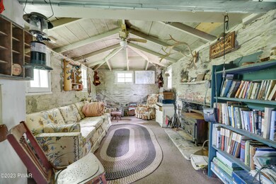 148 Falls Rd, Dingmans Ferry, PA 18328 - photo 7