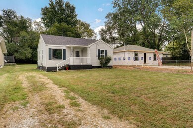 2624 N Pierce Ave-1