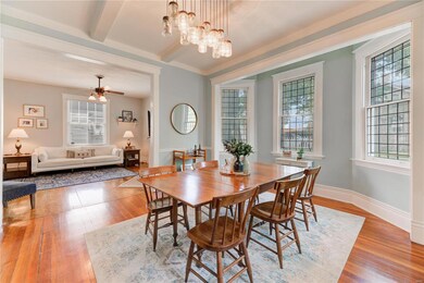 Large Dining Room with Lead Glass Bay Windows